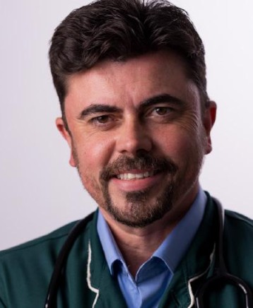 Dr. Helton Fernando