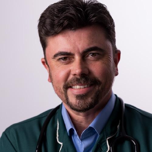 Dr. Helton Fernando
